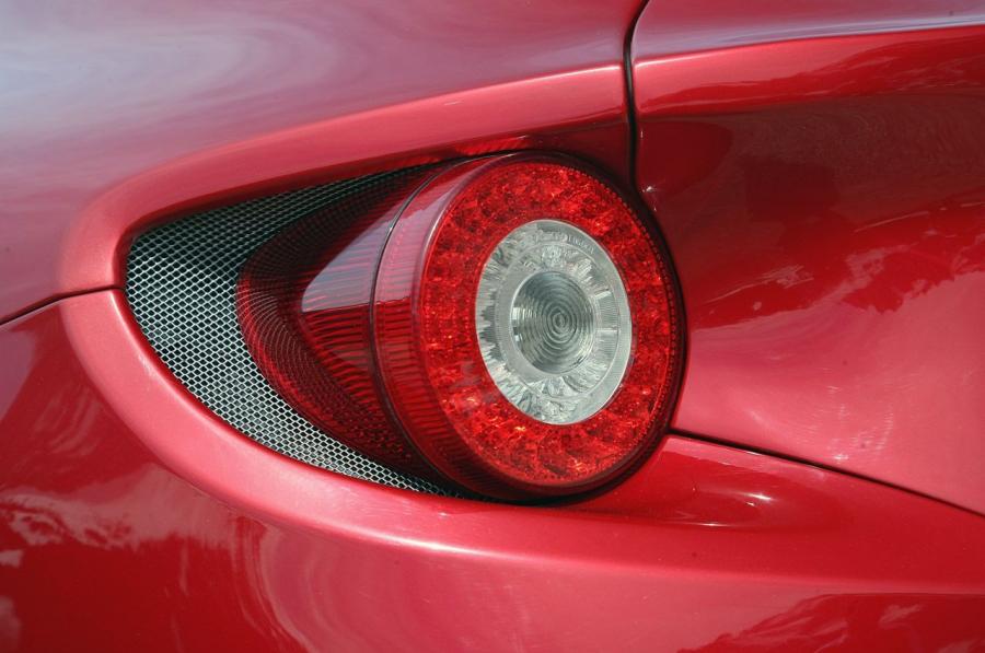  Ferrari FF 2011 года  (фото 143 из 195)